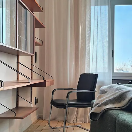 דירה Stunning Riverview